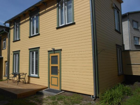 Yellow Center Holiday Home in Pärnu
